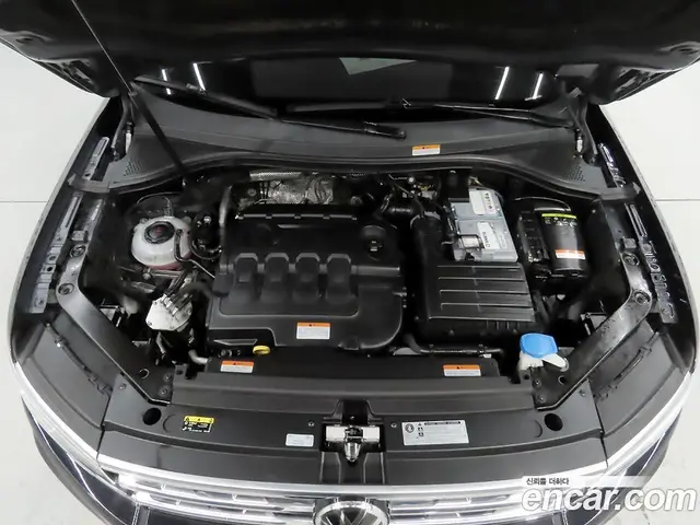 Volkswagen Tiguan 2018 2.0 АКПП, миниатюра 6 Volkswagen Tiguan 2018 2.0 АКПП, миниатюра 6