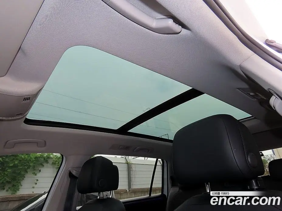 Volkswagen Tiguan 2023 2.0 АКПП, фото 16