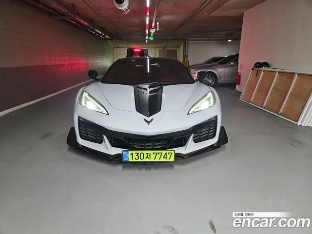 Chevrolet Corvette 2023 5.5 АКПП, миниатюра 3
