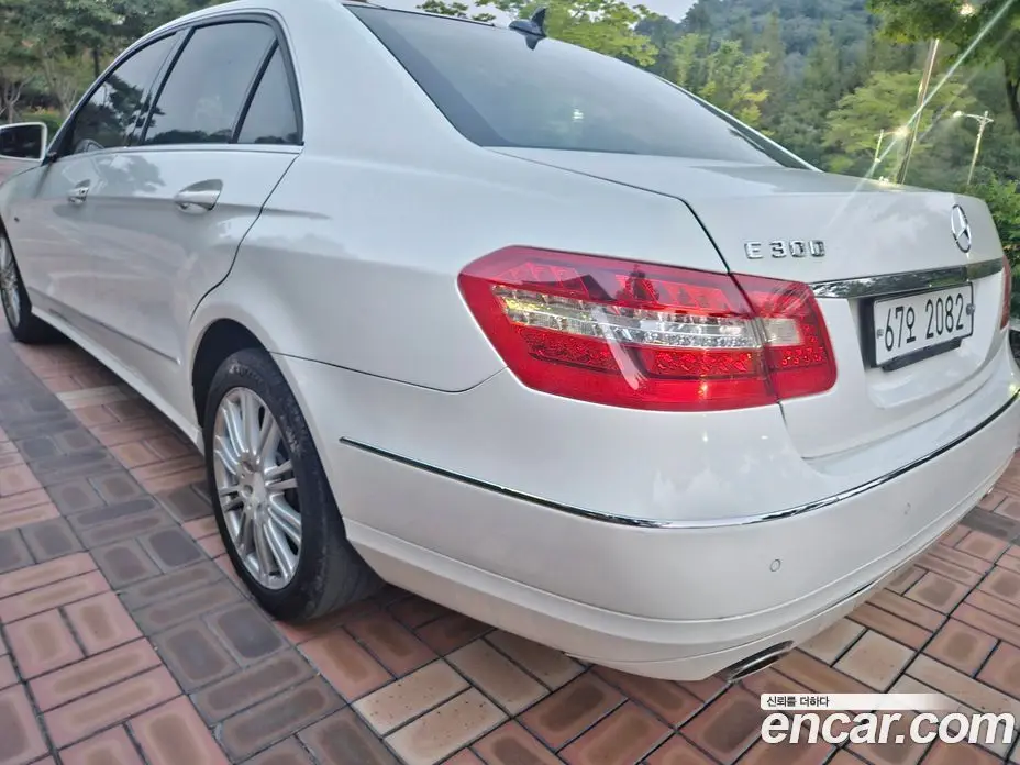 Mercedes-Benz E-Class 2012 3.5 АКПП, фото 4