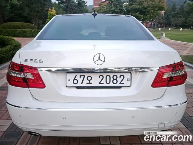 Mercedes-Benz E-Class 2012 3.5 АКПП, миниатюра 5