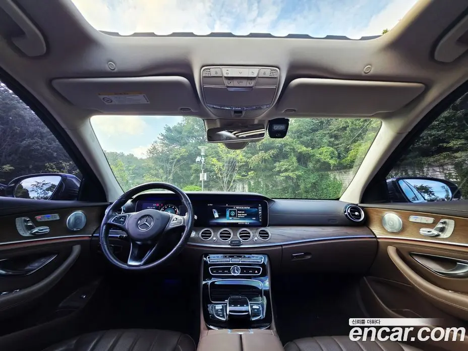 Mercedes-Benz E-Class 2018 2.0 АКПП, фото 11 Mercedes-Benz E-Class 2018 2.0 АКПП, фото 11