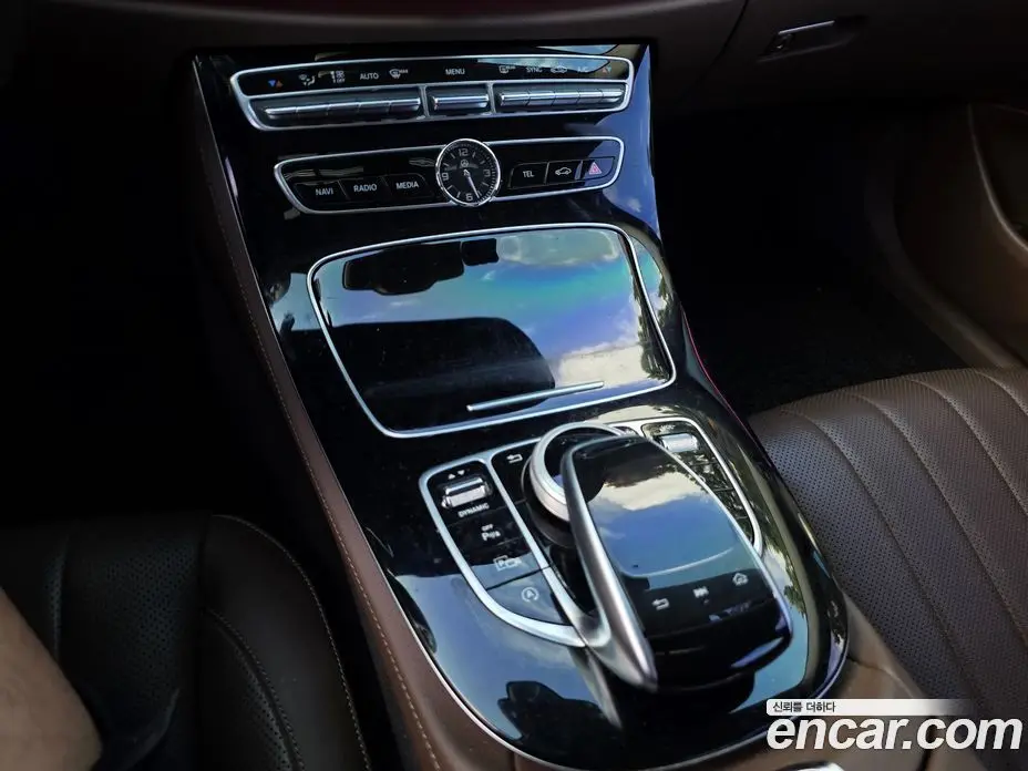 Mercedes-Benz E-Class 2018 2.0 АКПП, фото 15 Mercedes-Benz E-Class 2018 2.0 АКПП, фото 15