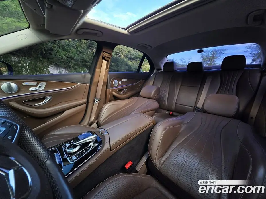 Mercedes-Benz E-Class 2018 2.0 АКПП, фото 17 Mercedes-Benz E-Class 2018 2.0 АКПП, фото 17