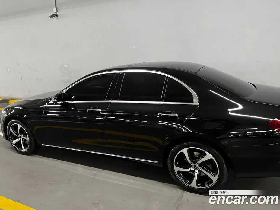 Mercedes-Benz E-Class 2019 2.0 АКПП, фото 3