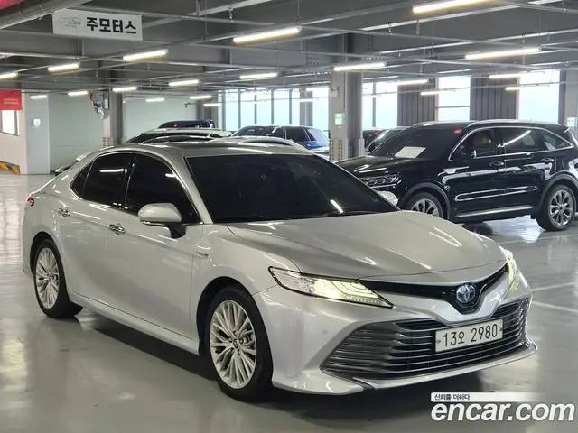Toyota Camry 2018 2.5 вариатор, миниатюра 2