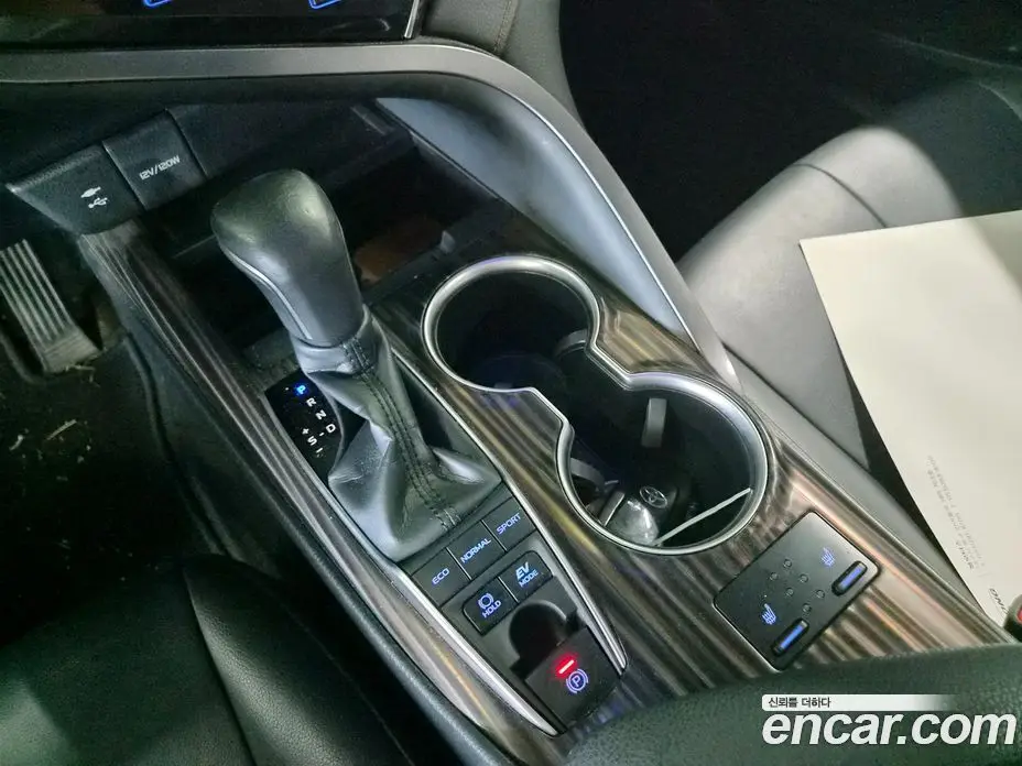Toyota Camry 2018 2.5 вариатор, фото 14