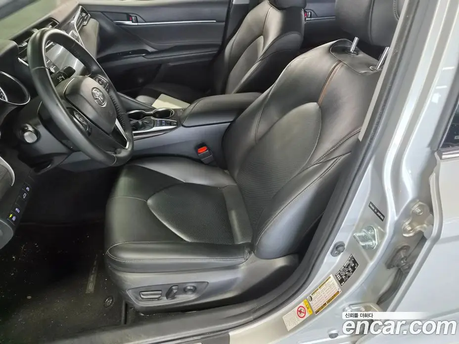 Toyota Camry 2018 2.5 вариатор, фото 15
