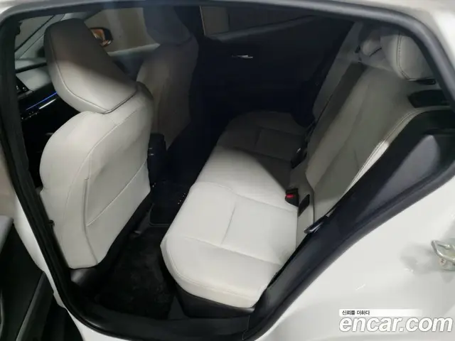 Toyota Prius 2025 2.0 АКПП, миниатюра 6 Toyota Prius 2025 2.0 АКПП, миниатюра 6