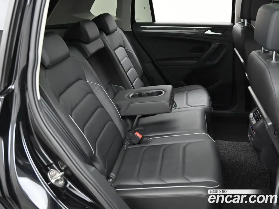 Volkswagen Tiguan 2020 2.0 АКПП, фото 12