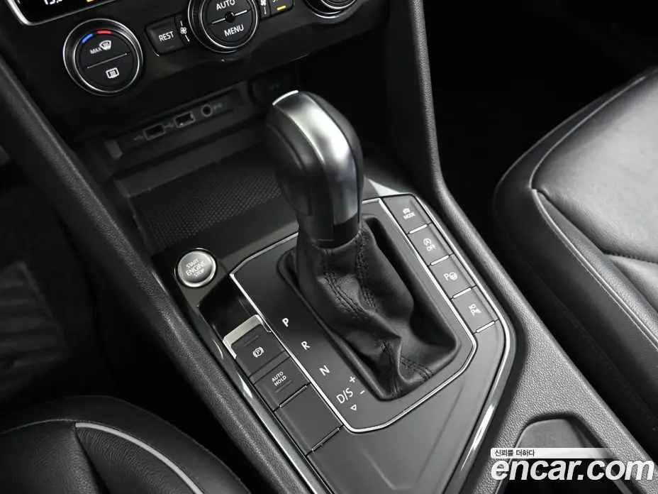 Volkswagen Tiguan 2020 2.0 АКПП, фото 9