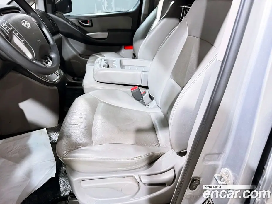 Hyundai Starex 2016 2.5 АКПП, фото 18 Hyundai Starex 2016 2.5 АКПП, фото 18