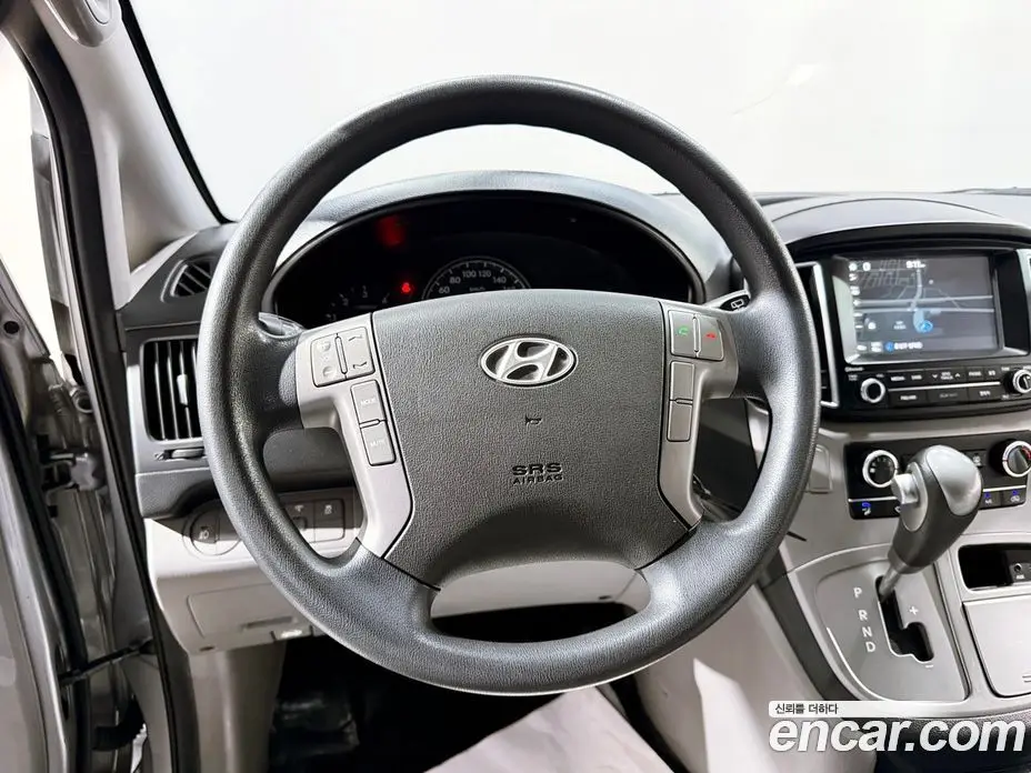 Hyundai Starex 2016 2.5 АКПП, фото 6 Hyundai Starex 2016 2.5 АКПП, фото 6