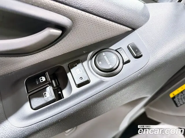 Hyundai Starex 2016 2.5 АКПП, миниатюра 8 Hyundai Starex 2016 2.5 АКПП, миниатюра 8