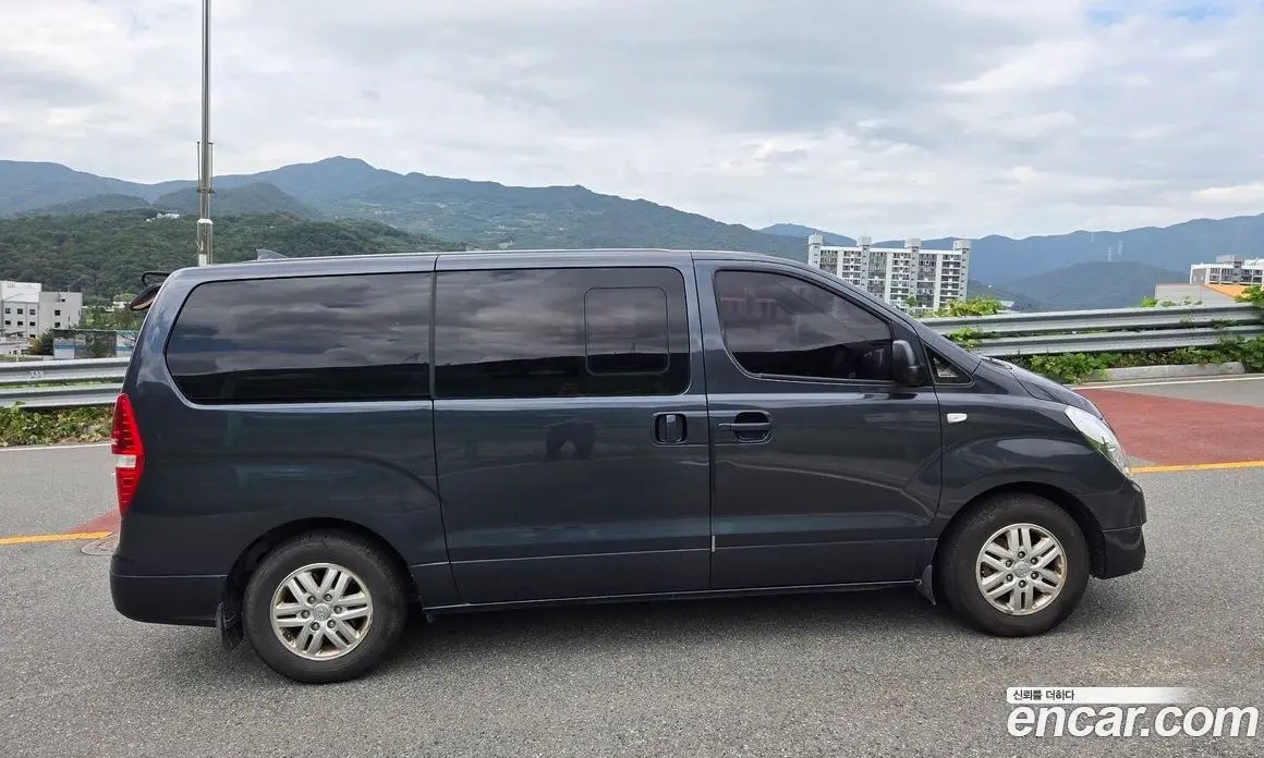 Hyundai Starex 2017 2.5 АКПП, фото 6 Hyundai Starex 2017 2.5 АКПП, фото 6