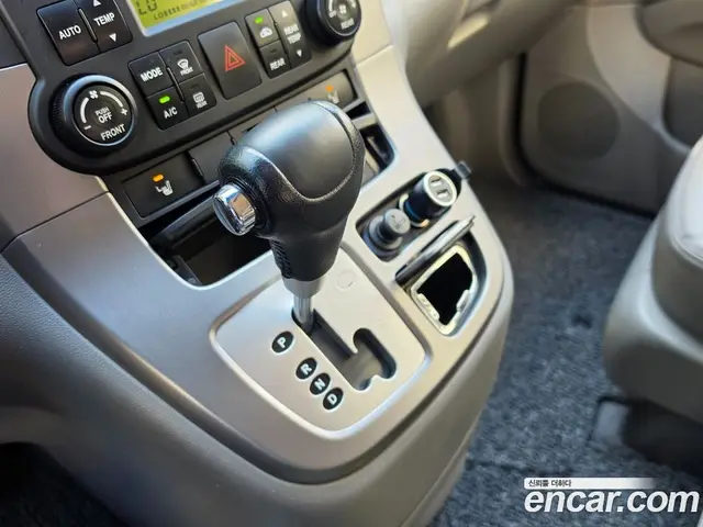 Kia Carnival 2010 2.2 АКПП, миниатюра 11