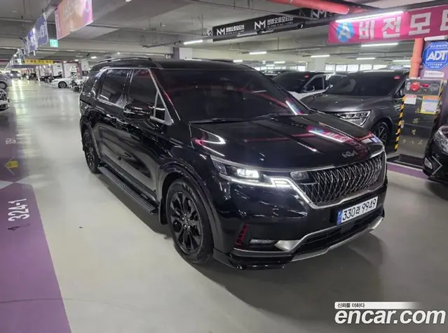 Kia Carnival, 2023, 68 471 км