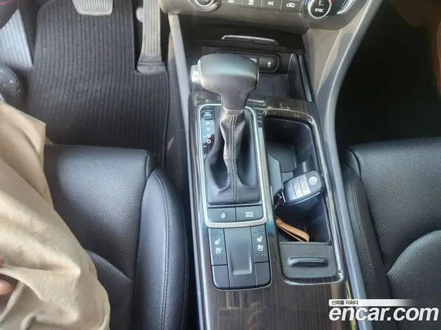 Kia K5 (Optima) 2015 2.0 АКПП, миниатюра 9 Kia K5 (Optima) 2015 2.0 АКПП, миниатюра 9