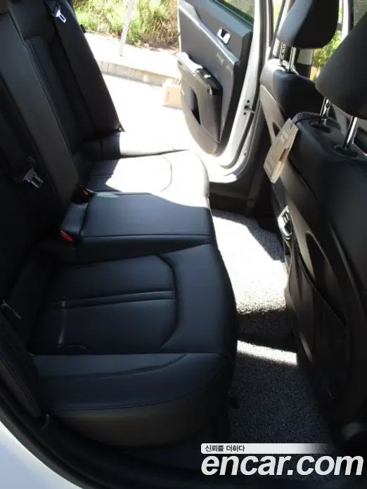 Kia K5 (Optima) 2025 2.0 АКПП, миниатюра 10 Kia K5 (Optima) 2025 2.0 АКПП, миниатюра 10