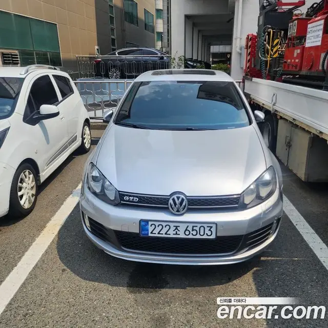 Volkswagen Golf 2010 2.0 АКПП, миниатюра 10 Volkswagen Golf 2010 2.0 АКПП, миниатюра 10