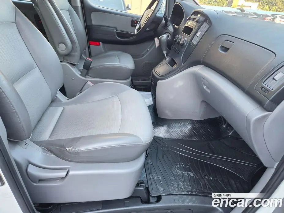Hyundai Starex 2009 2.5 АКПП, фото 12 Hyundai Starex 2009 2.5 АКПП, фото 12