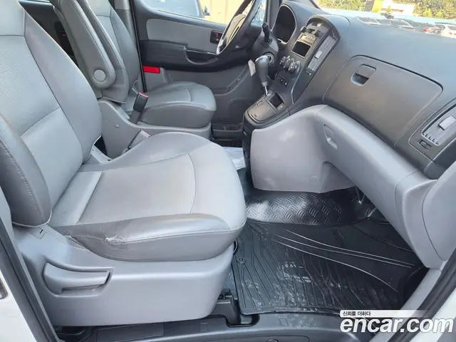 Hyundai Starex 2009 2.5 АКПП, миниатюра 12