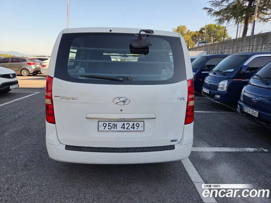 Hyundai Starex 2009 2.5 АКПП, фото 5 Hyundai Starex 2009 2.5 АКПП, фото 5