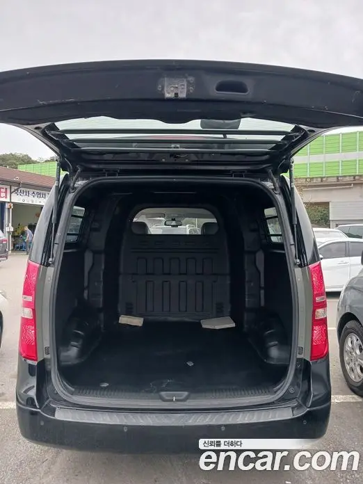 Hyundai Starex 2018 2.5 АКПП, фото 20 Hyundai Starex 2018 2.5 АКПП, фото 20