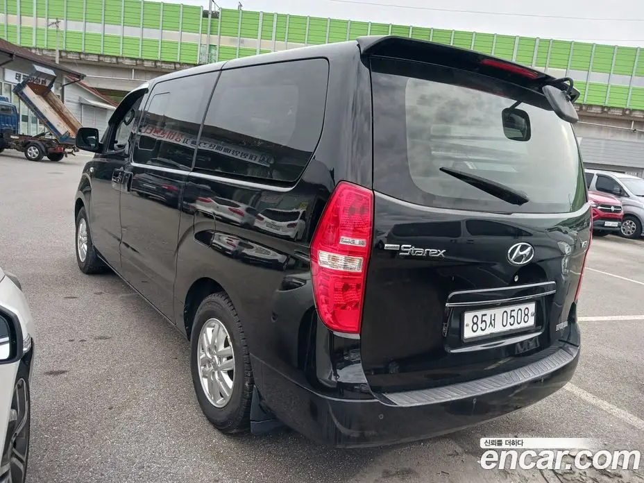 Hyundai Starex 2018 2.5 АКПП, фото 3 Hyundai Starex 2018 2.5 АКПП, фото 3