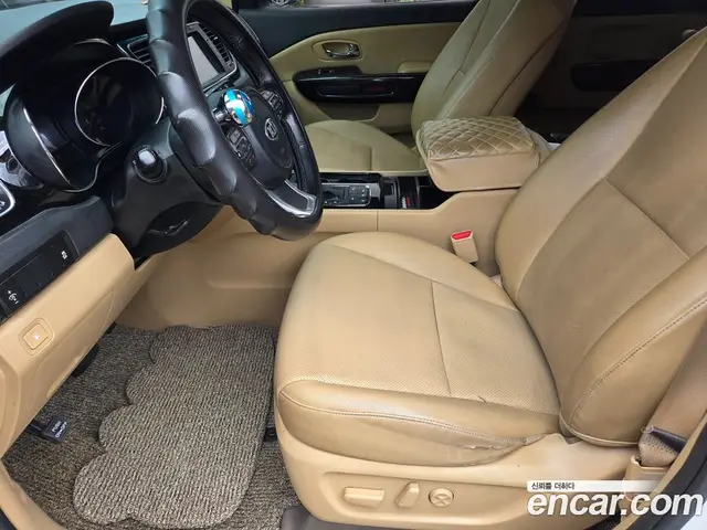Kia Carnival 2016 2.2 АКПП, миниатюра 8 Kia Carnival 2016 2.2 АКПП, миниатюра 8