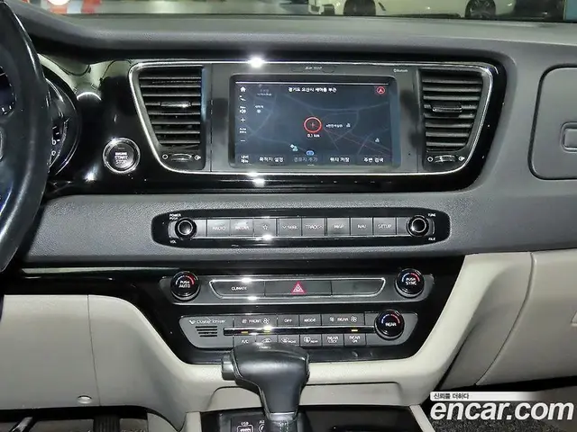 Kia Carnival 2017 2.2 АКПП, миниатюра 11 Kia Carnival 2017 2.2 АКПП, миниатюра 11