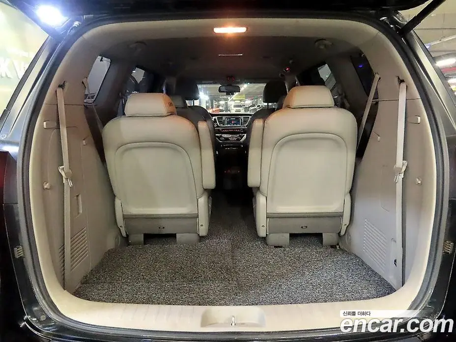 Kia Carnival 2017 2.2 АКПП, фото 17 Kia Carnival 2017 2.2 АКПП, фото 17