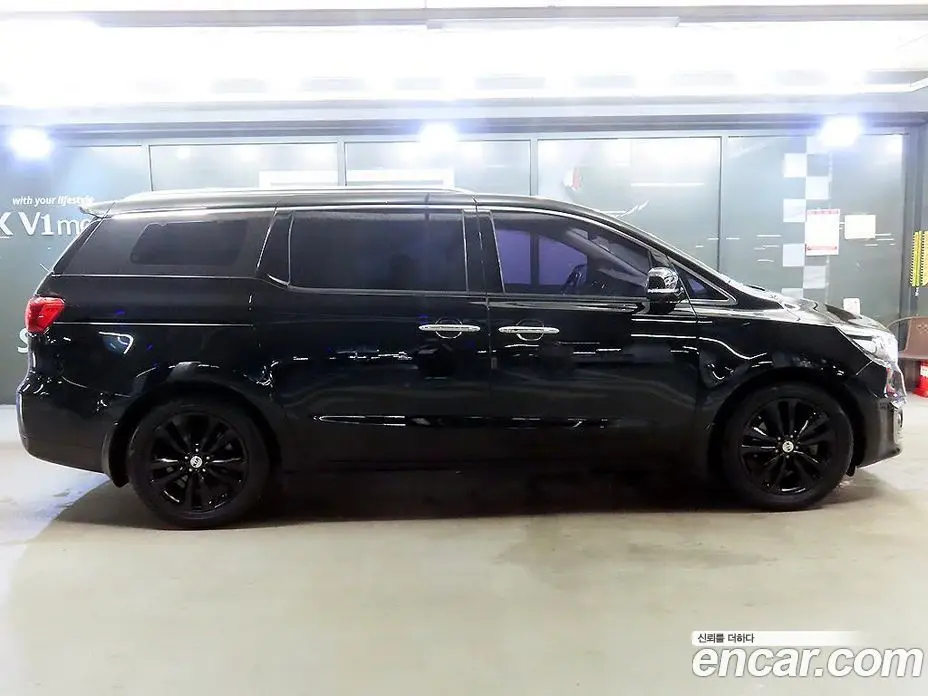 Kia Carnival 2017 2.2 АКПП, фото 3 Kia Carnival 2017 2.2 АКПП, фото 3