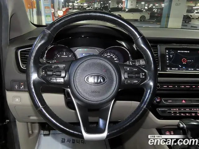 Kia Carnival 2017 2.2 АКПП, миниатюра 8 Kia Carnival 2017 2.2 АКПП, миниатюра 8