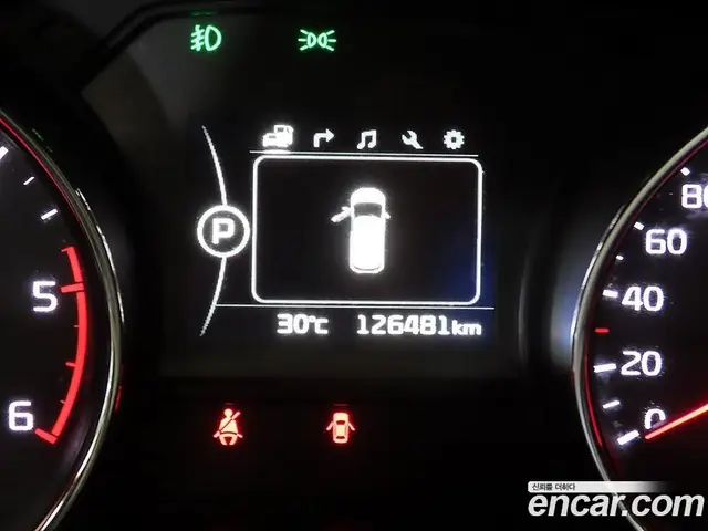 Kia Carnival 2017 2.2 АКПП, миниатюра 9 Kia Carnival 2017 2.2 АКПП, миниатюра 9