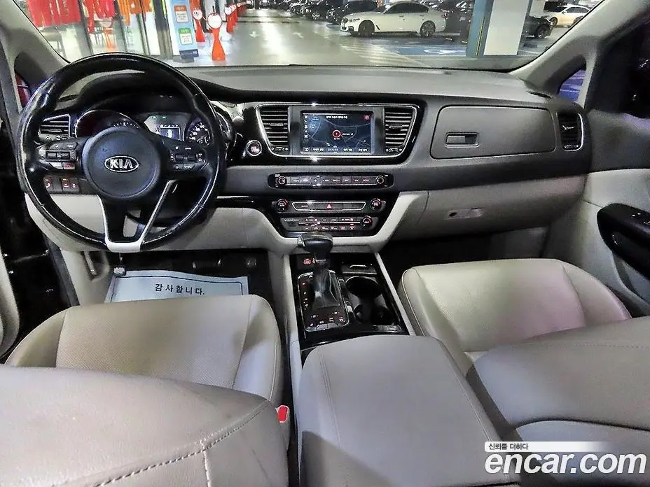 Kia Carnival 2017 2.2 АКПП, фото 10 Kia Carnival 2017 2.2 АКПП, фото 10