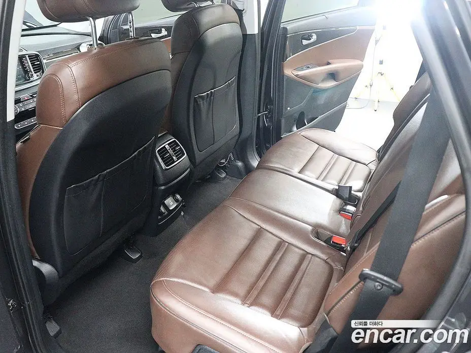 Kia Sorento 2015 2.0 АКПП, фото 16 Kia Sorento 2015 2.0 АКПП, фото 16