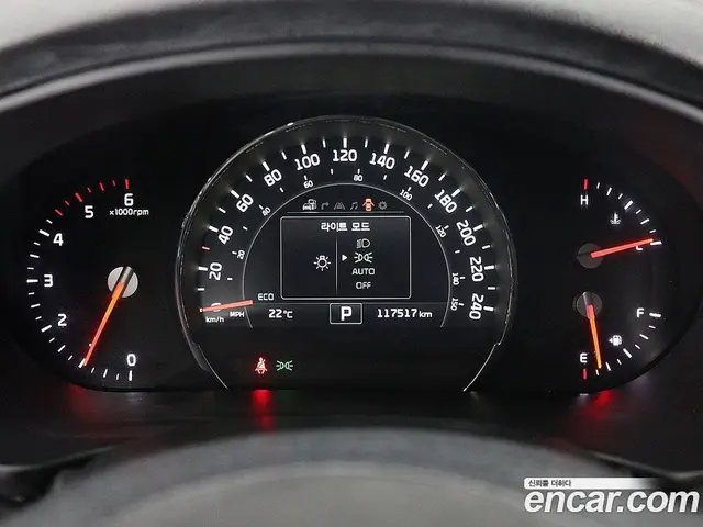 Kia Sorento 2015 2.0 АКПП, миниатюра 8 Kia Sorento 2015 2.0 АКПП, миниатюра 8