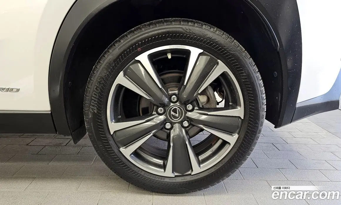 Lexus UX 2019 2.0 АКПП, фото 7
