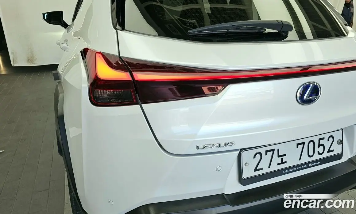 Lexus UX 2019 2.0 АКПП, фото 9
