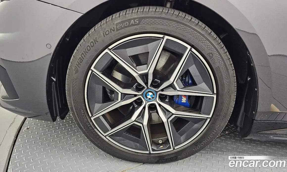 BMW i5 2023 0.2 АКПП, фото 5