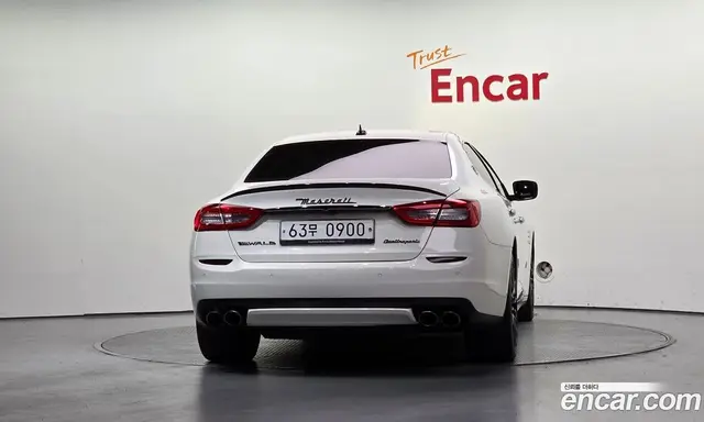 Maserati Quattroporte 2015 3.0 АКПП, миниатюра 4