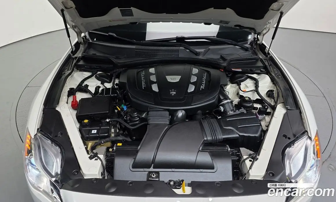 Maserati Quattroporte 2015 3.0 АКПП, фото 6