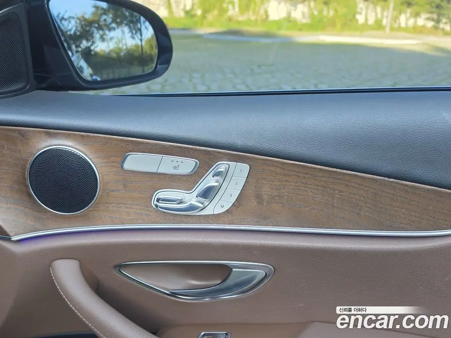 Mercedes-Benz E-Class 2017 2.0 АКПП, фото 19