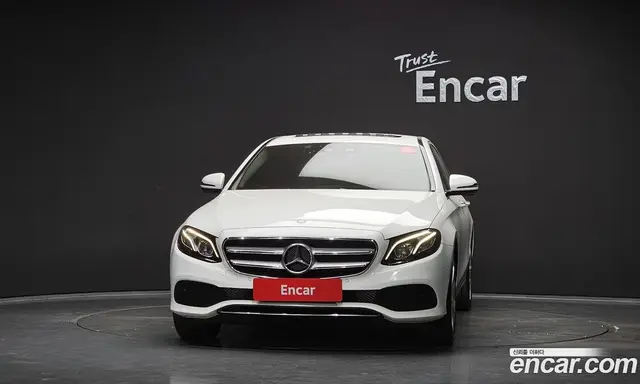Mercedes-Benz E-Class 2017 1.9 АКПП, миниатюра 3