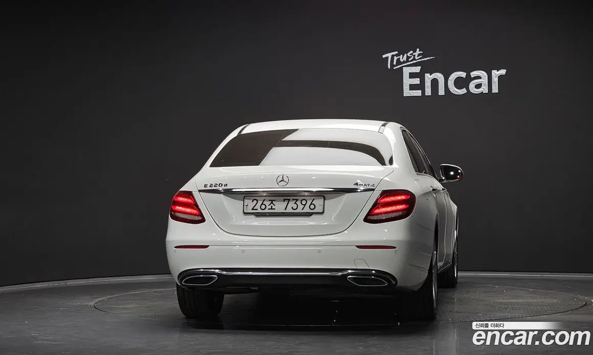 Mercedes-Benz E-Class 2017 1.9 АКПП, фото 4