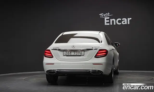 Mercedes-Benz E-Class 2017 1.9 АКПП, миниатюра 4