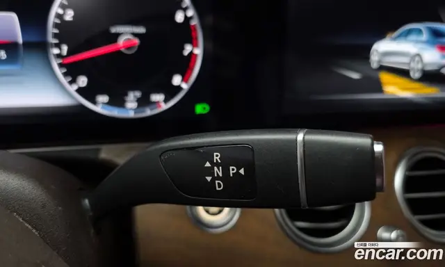 Mercedes-Benz E-Class 2018 2.0 АКПП, миниатюра 12
