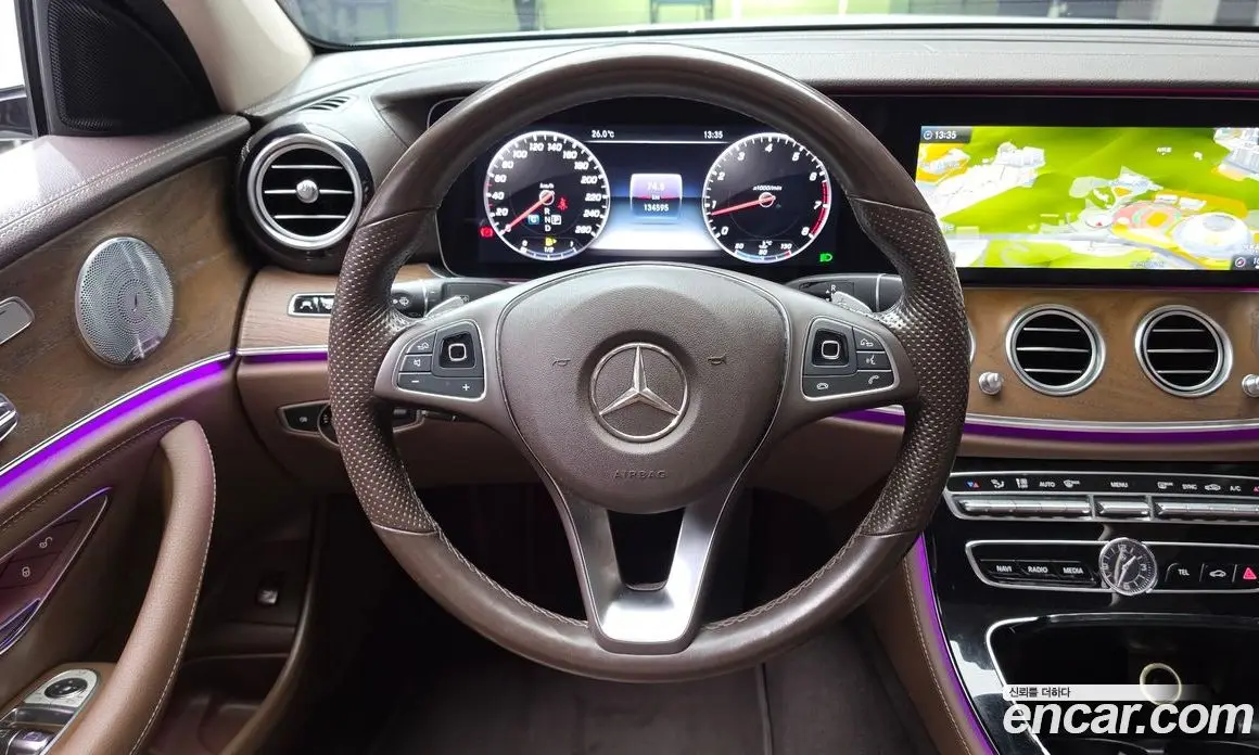 Mercedes-Benz E-Class 2018 2.0 АКПП, фото 19 Mercedes-Benz E-Class 2018 2.0 АКПП, фото 19
