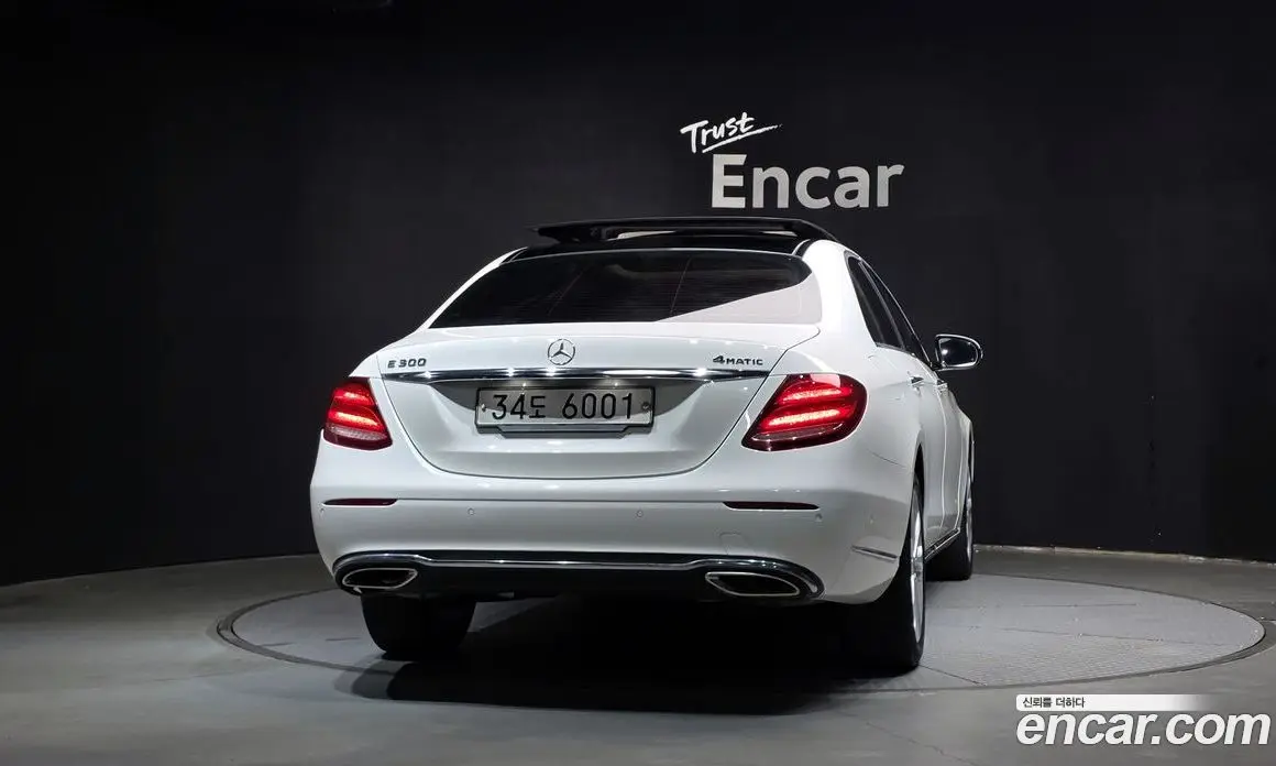 Mercedes-Benz E-Class 2018 2.0 АКПП, фото 4 Mercedes-Benz E-Class 2018 2.0 АКПП, фото 4